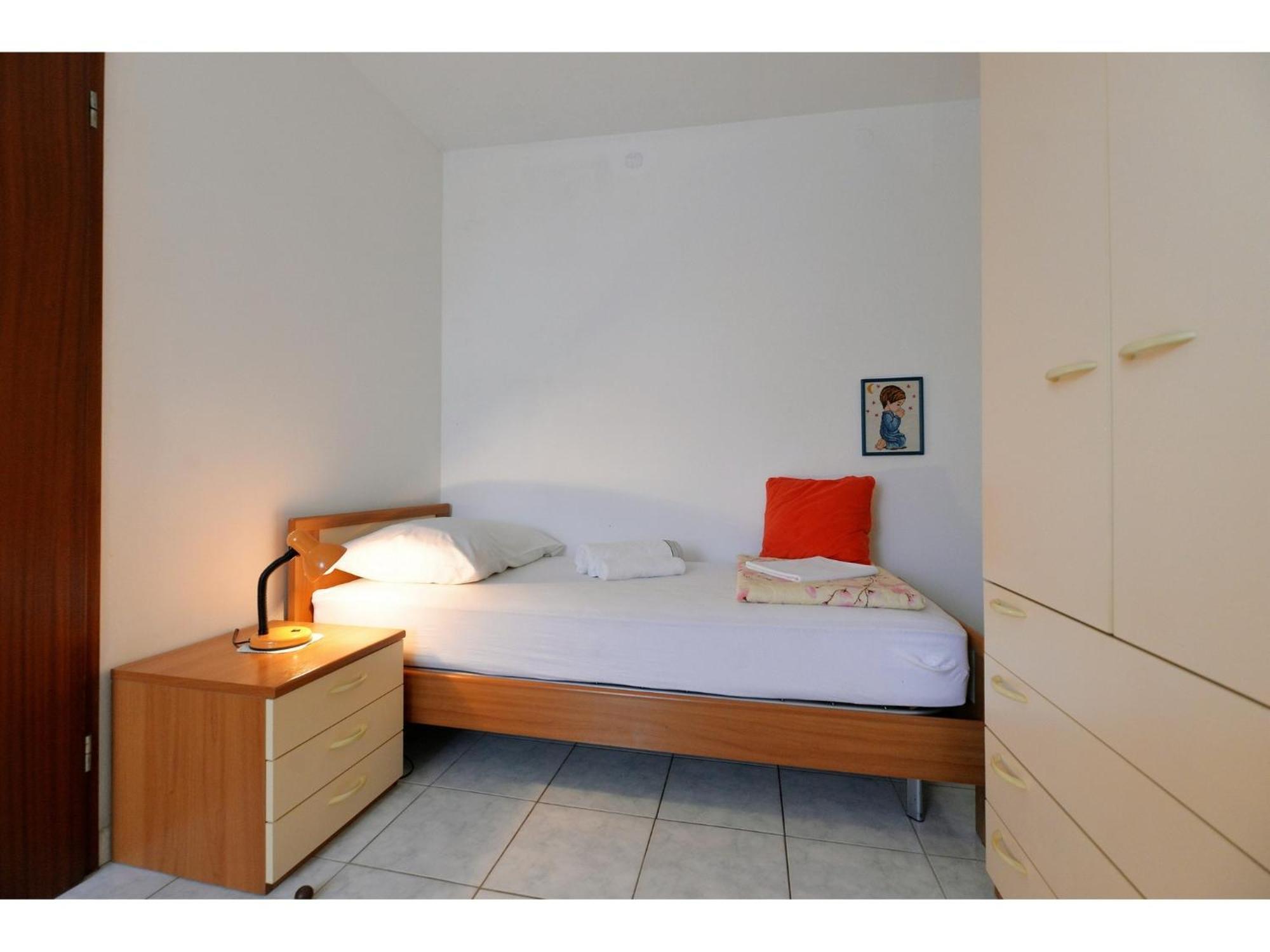 Apartments Kostelic Murter Room photo
