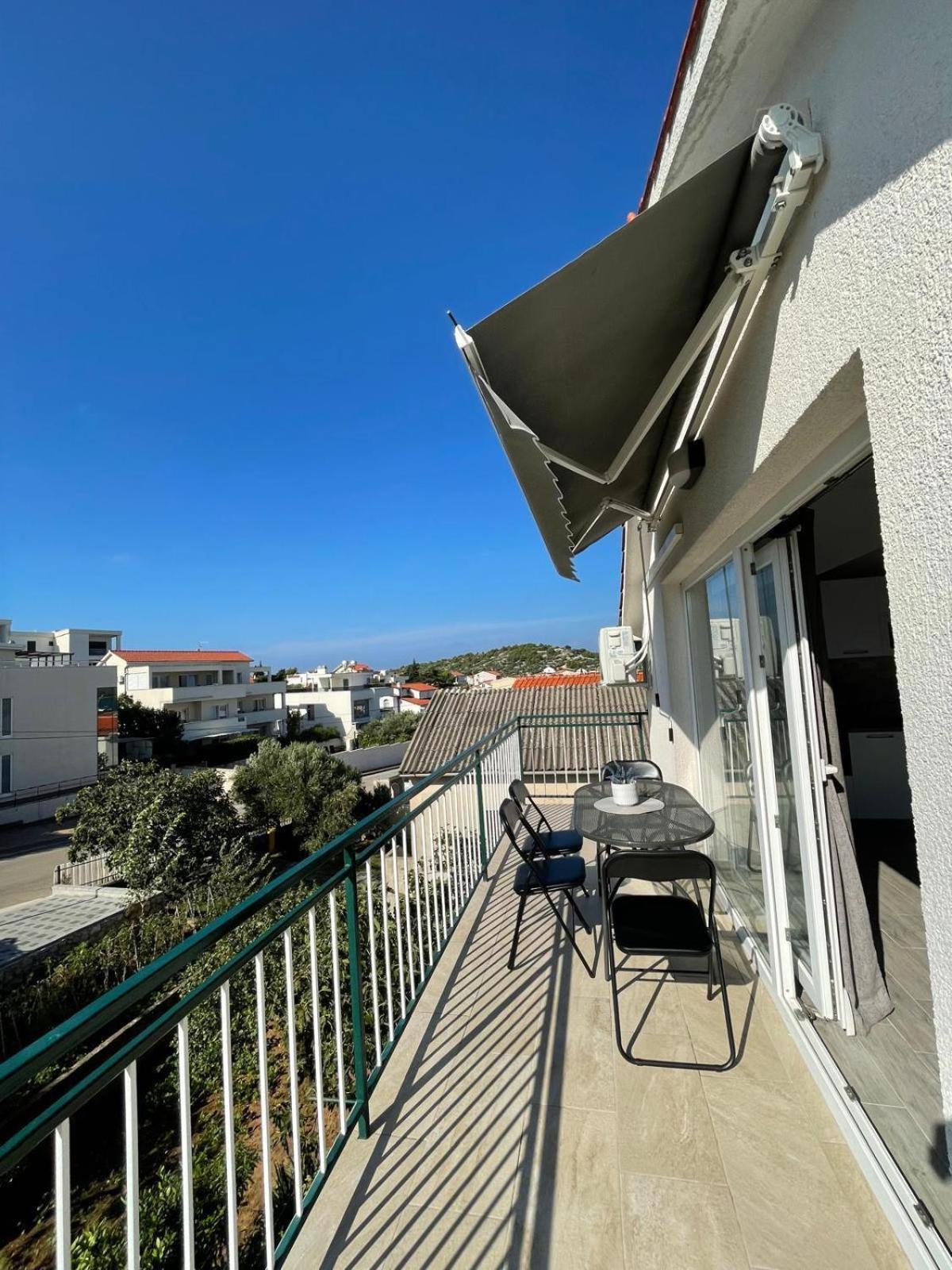 Apartments Kostelic Murter Room photo
