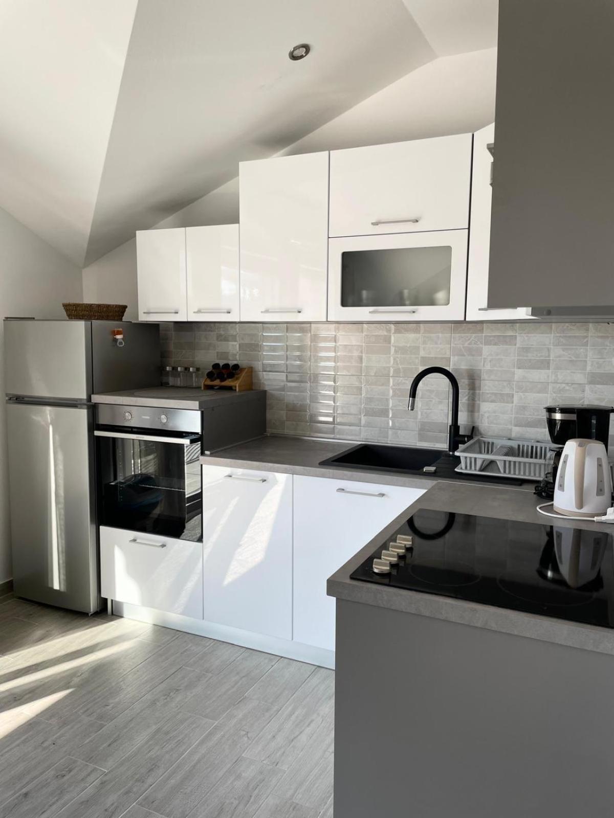 Apartments Kostelic Murter Room photo