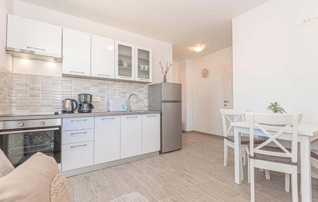 Apartments Kostelic Murter Room photo